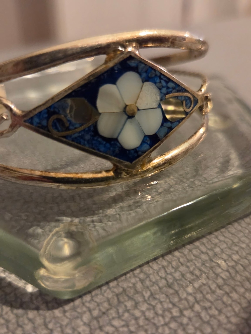 Vintage Alpaca Mexico Silver Tone Mother of Pearl Flower Inlay Blue Enamel Cuff